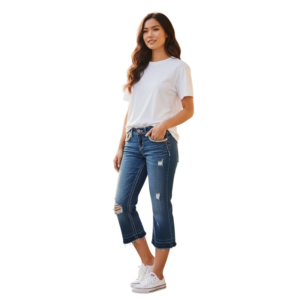 Miss Me Jeans Signature Capri Embellished Rhinestone Distressed Blue‎ Size 27